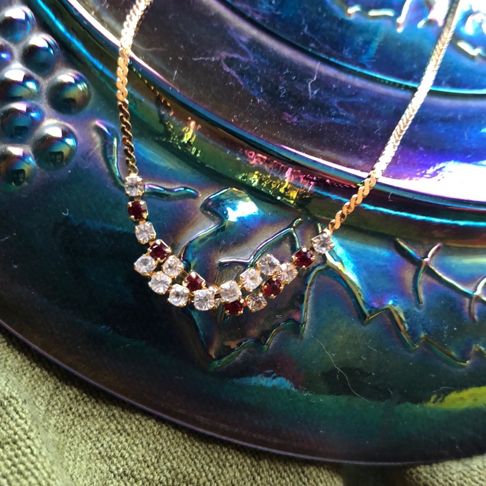 18” Gold Tone Rhinestone and Garnet Necklace